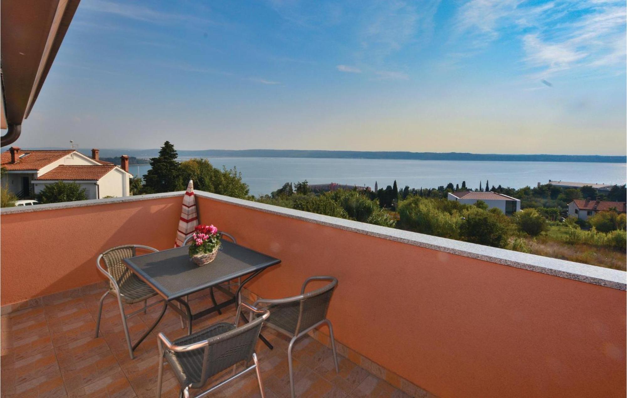 2 Bedroom Amazing Apartment In Portoroz Exterior photo